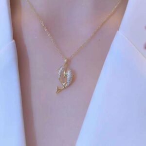 2025 new trendy small purse pearl necklace design