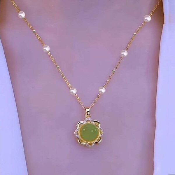 2025 new trendy small purse pearl necklace design - Image 3